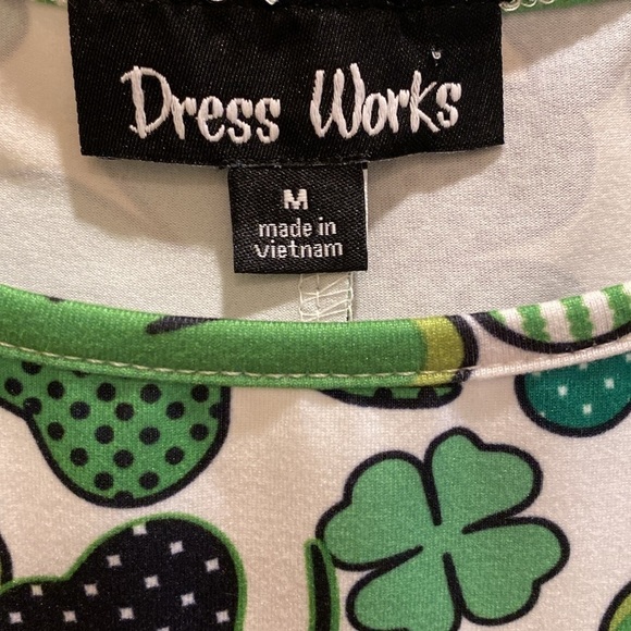 St Patrick’s Day Four Leaved Clover soft  stretch jersey sleeveless dress size M - Picture 4 of 7
